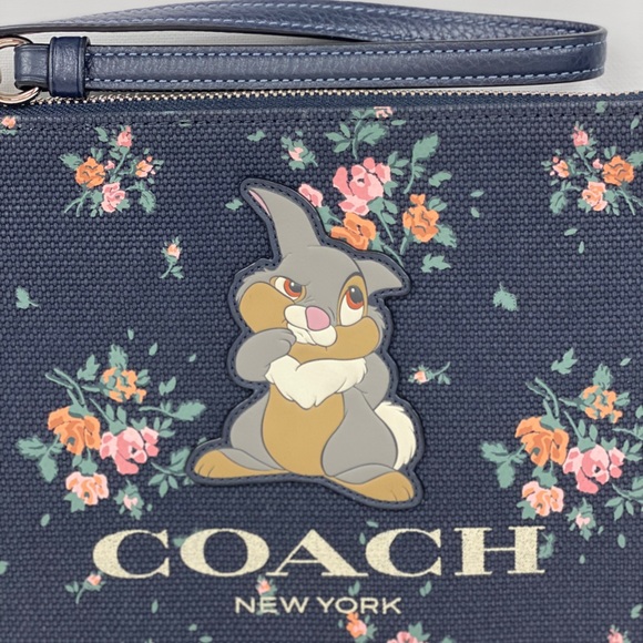 Coach X Disney Gallery Pouch W Thumper - Picture 3 of 10
